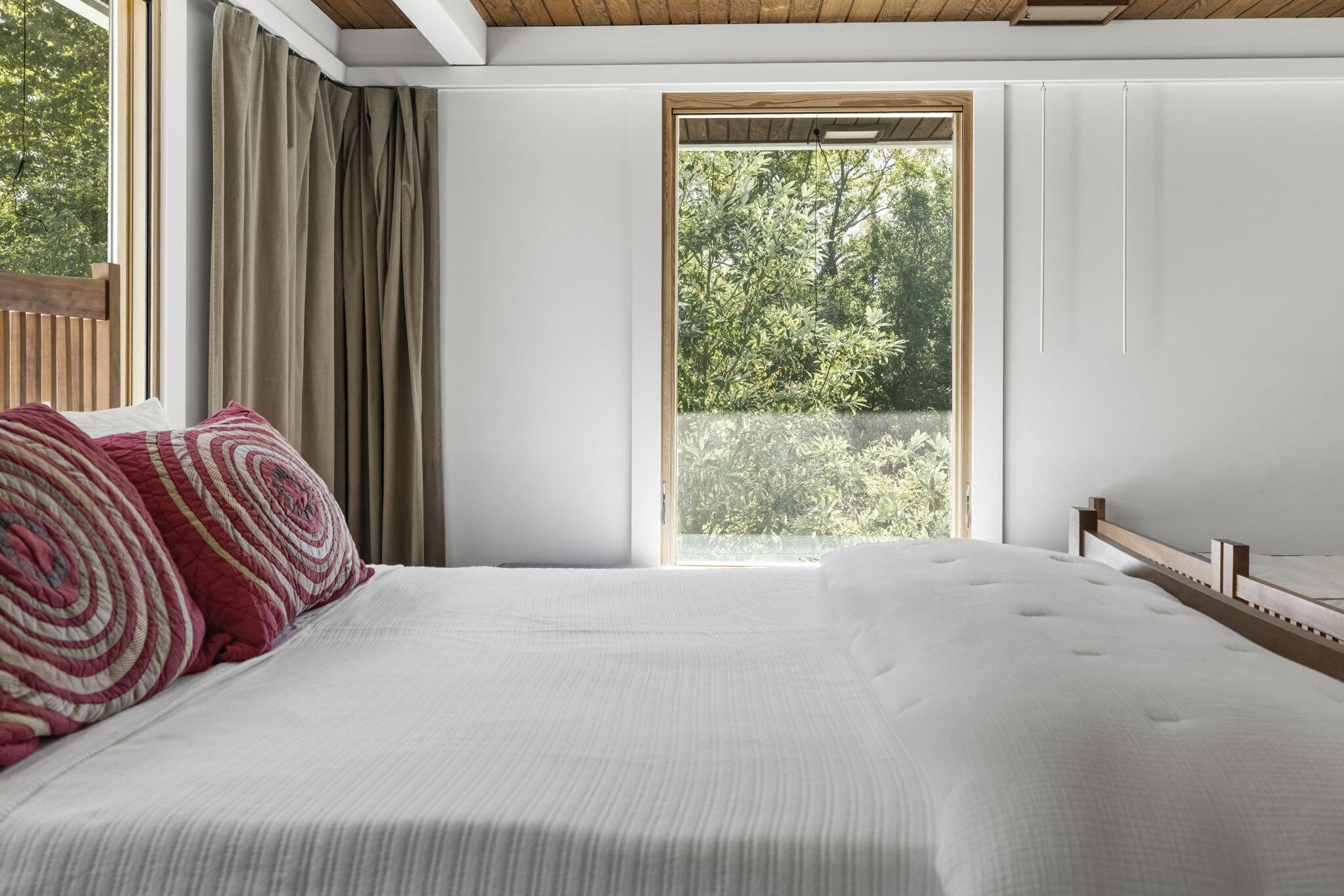 1600 Rocky Gap Road Benton Harbor, MI 49022 - Photo 30 of 42 31-Rocky Gap Bed 3