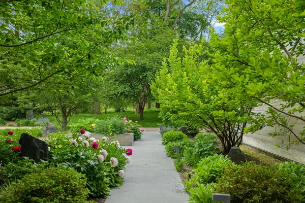 $5,995,000 | 1600 Rocky Gap Road, Benton Harbor, MI 49022