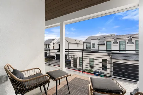 $1,075,000 | 700 Ariana Court, Austin, TX 78746