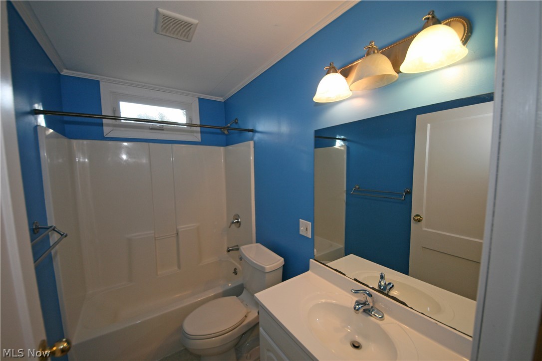 632 Hilliard Road Elyria, OH 44035 - Photo 10 of 15 Gallery Image 10