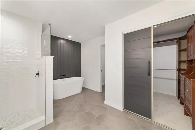 $949,000 | 10575 Southwest 27th Avenue, Ocala, FL 34476