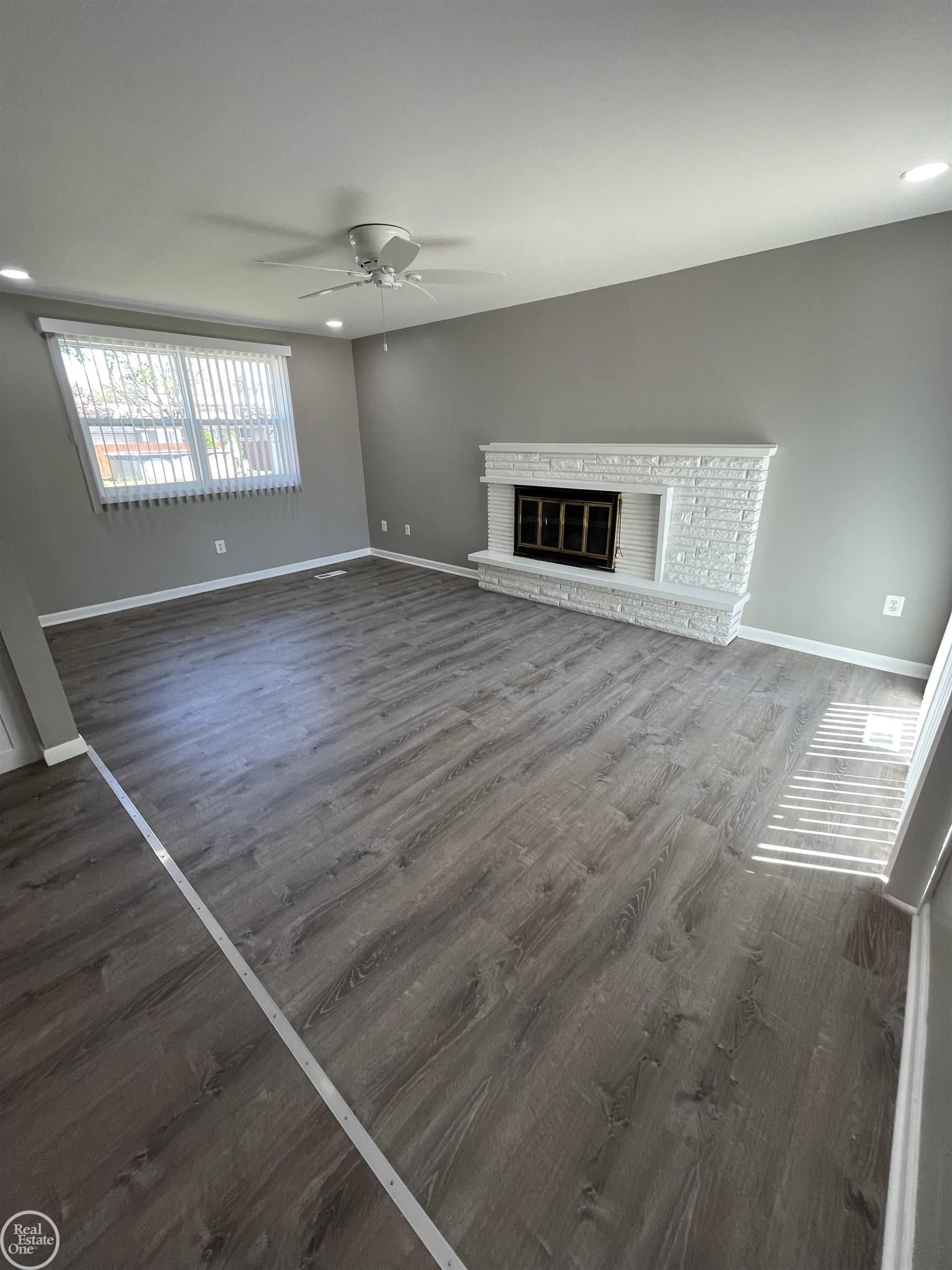 26404 Burg Road Warren, MI 48089 - Photo 22 of 35