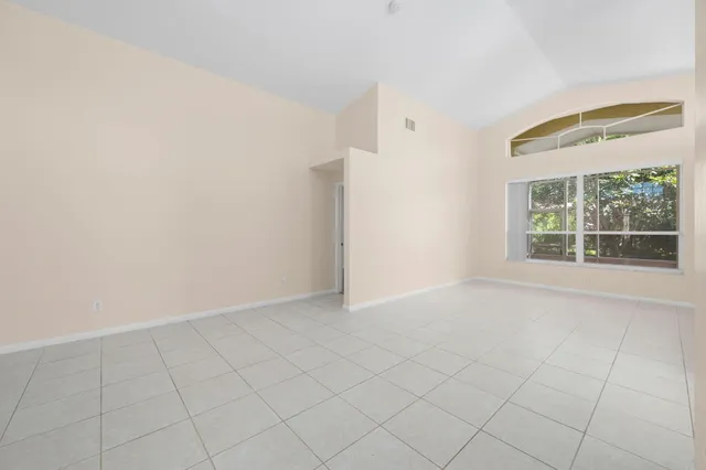 $549,000 | 6980 Southeast Twin Oaks Circle, Stuart, FL 34997