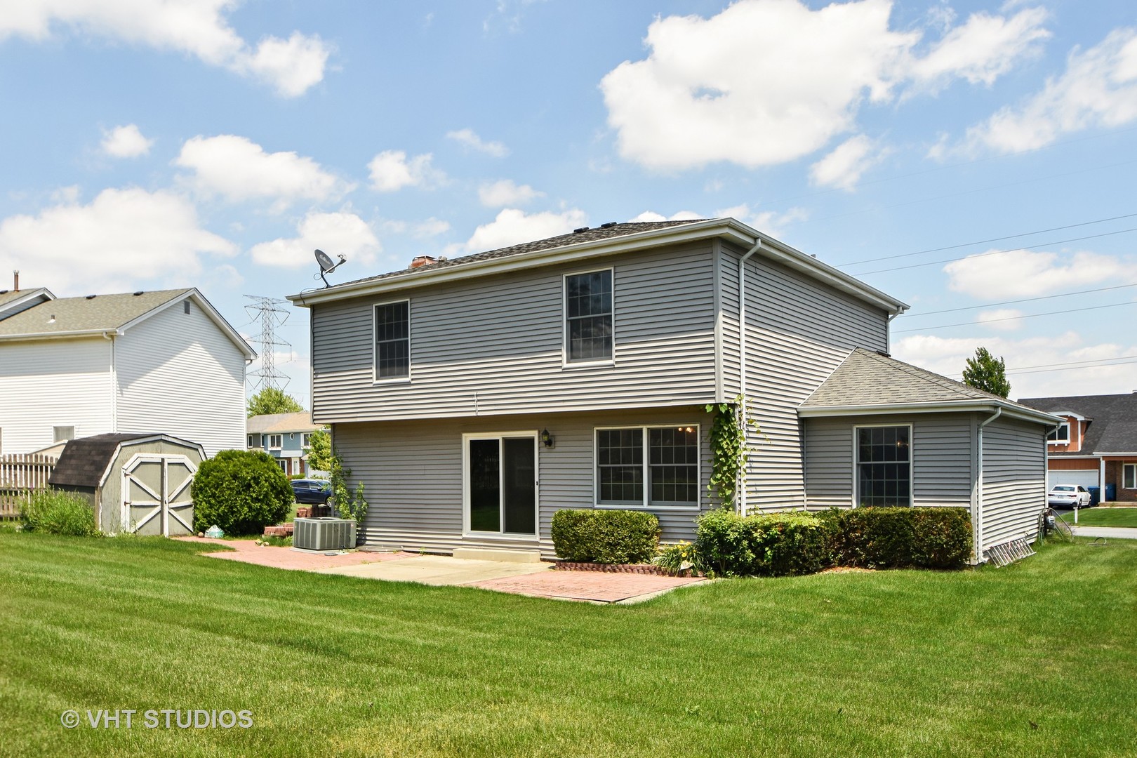 3574 Ronald Road Crete, IL 60417 - Photo 2 of 5 a front view of a house with a garden