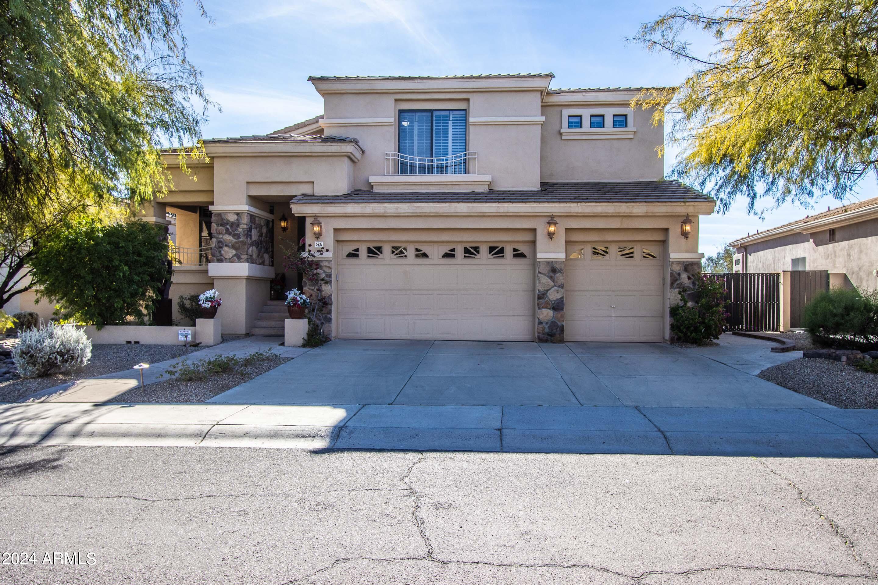 5237 East Hashknife Road Phoenix, AZ 85054 - Photo 1 of 26 5237 E Hashknife Rd