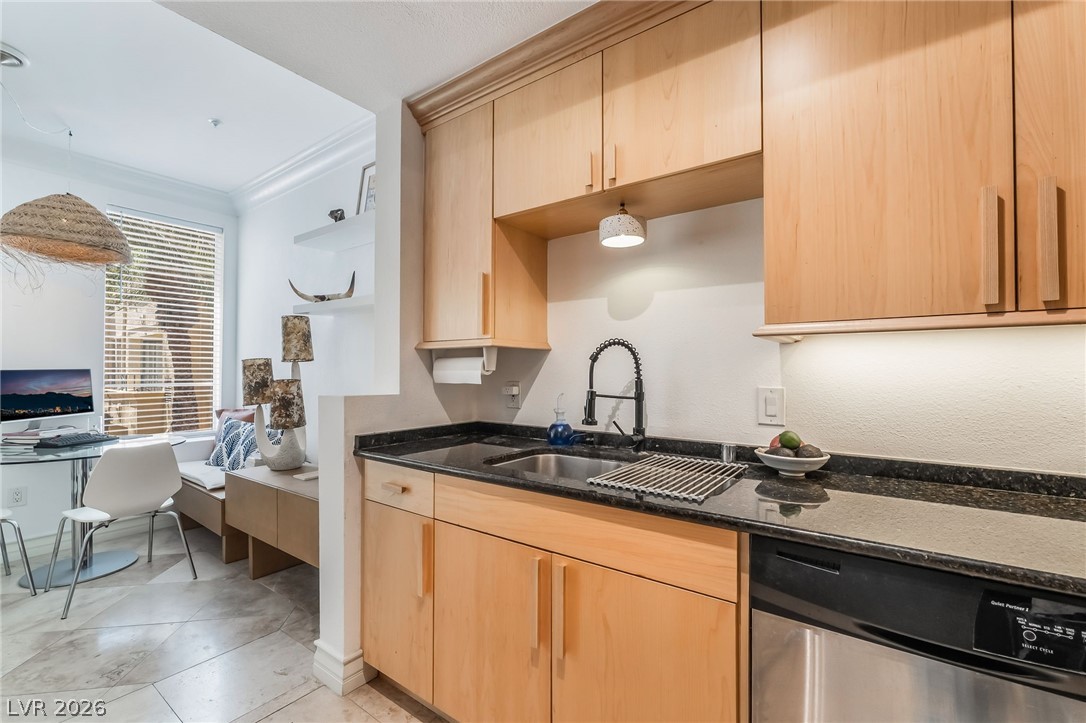 260 East Flamingo Road, Unit 336 Las Vegas, NV 89169 - Photo 12 of 32