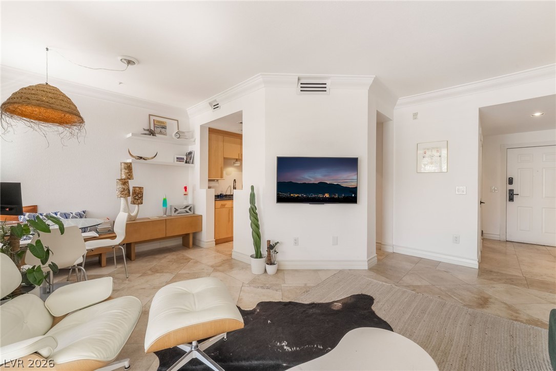 260 East Flamingo Road, Unit 336 Las Vegas, NV 89169 - Photo 4 of 32