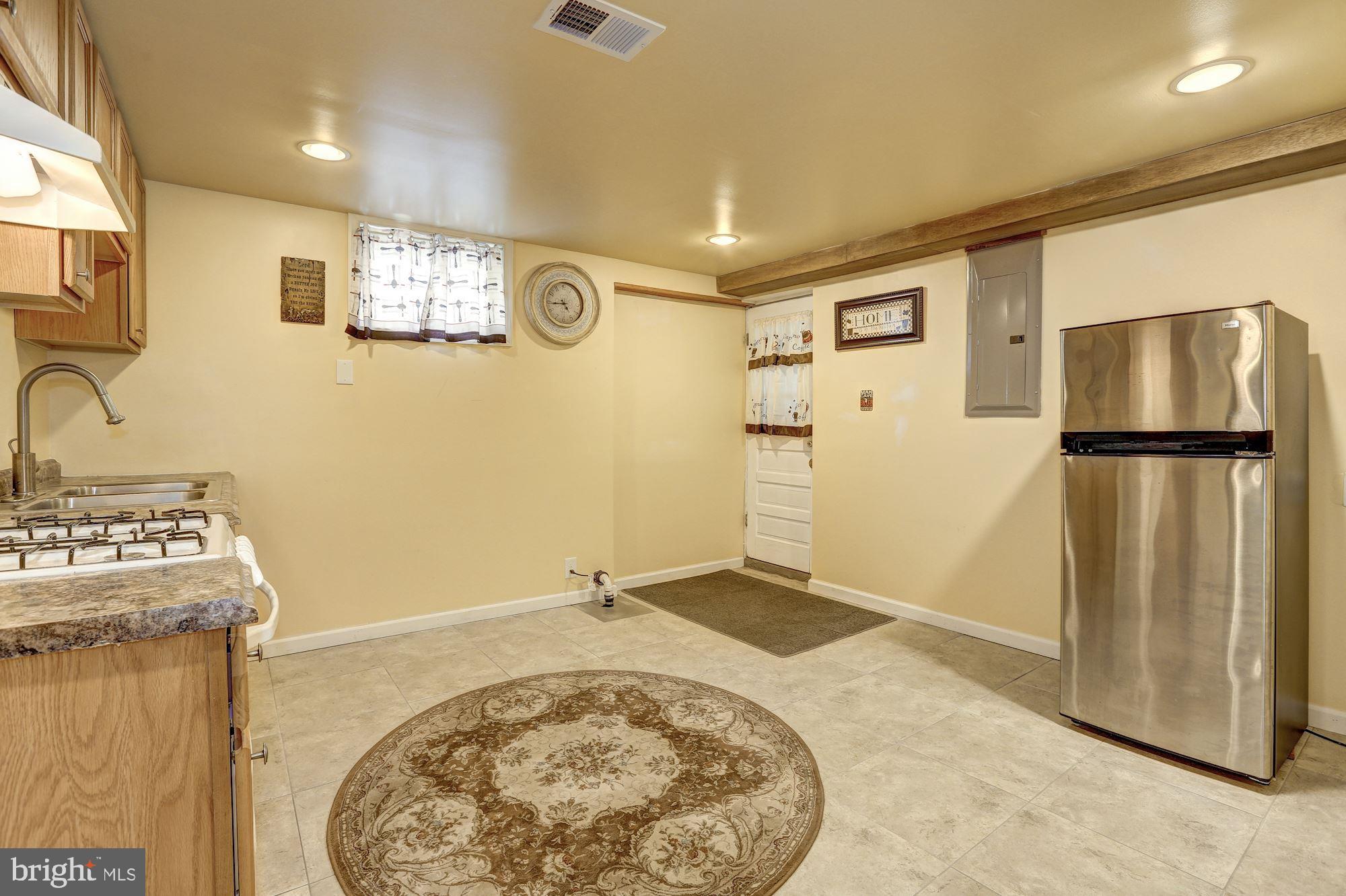 9524 North Laurel Road Laurel, MD 20723 - Photo 29 of 45 Gallery Image 29