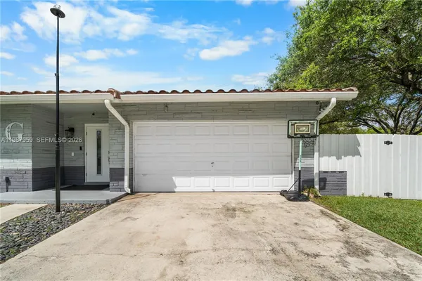 $699,000 | 491 Northwest 45th Terrace, Plantation, FL 33317