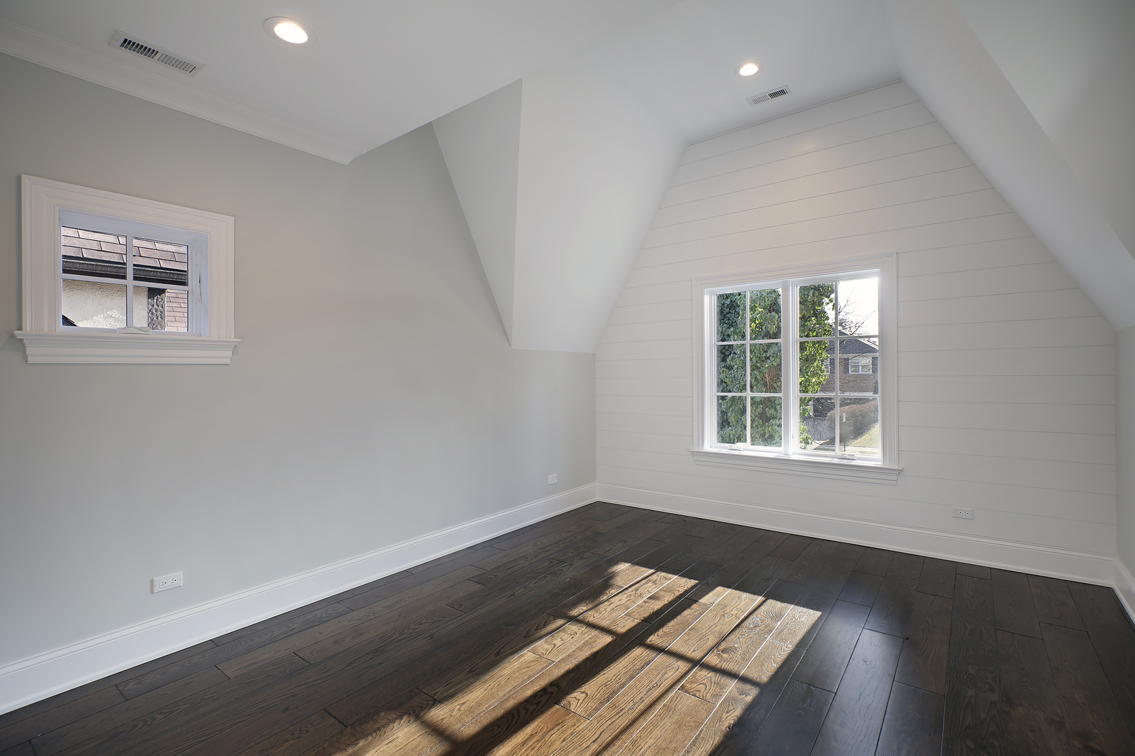 2034 Chestnut Avenue Wilmette, IL 60091 - Photo 15 of 21