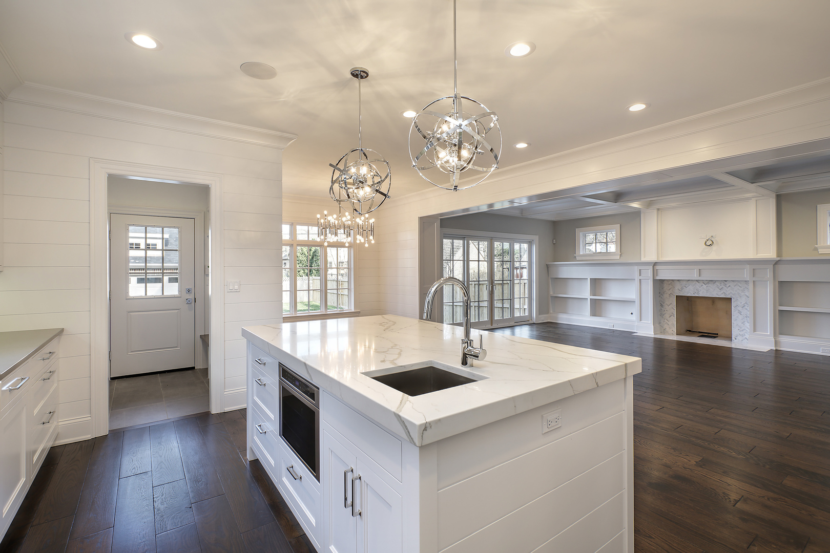 2034 Chestnut Avenue Wilmette, IL 60091 - Photo 5 of 21