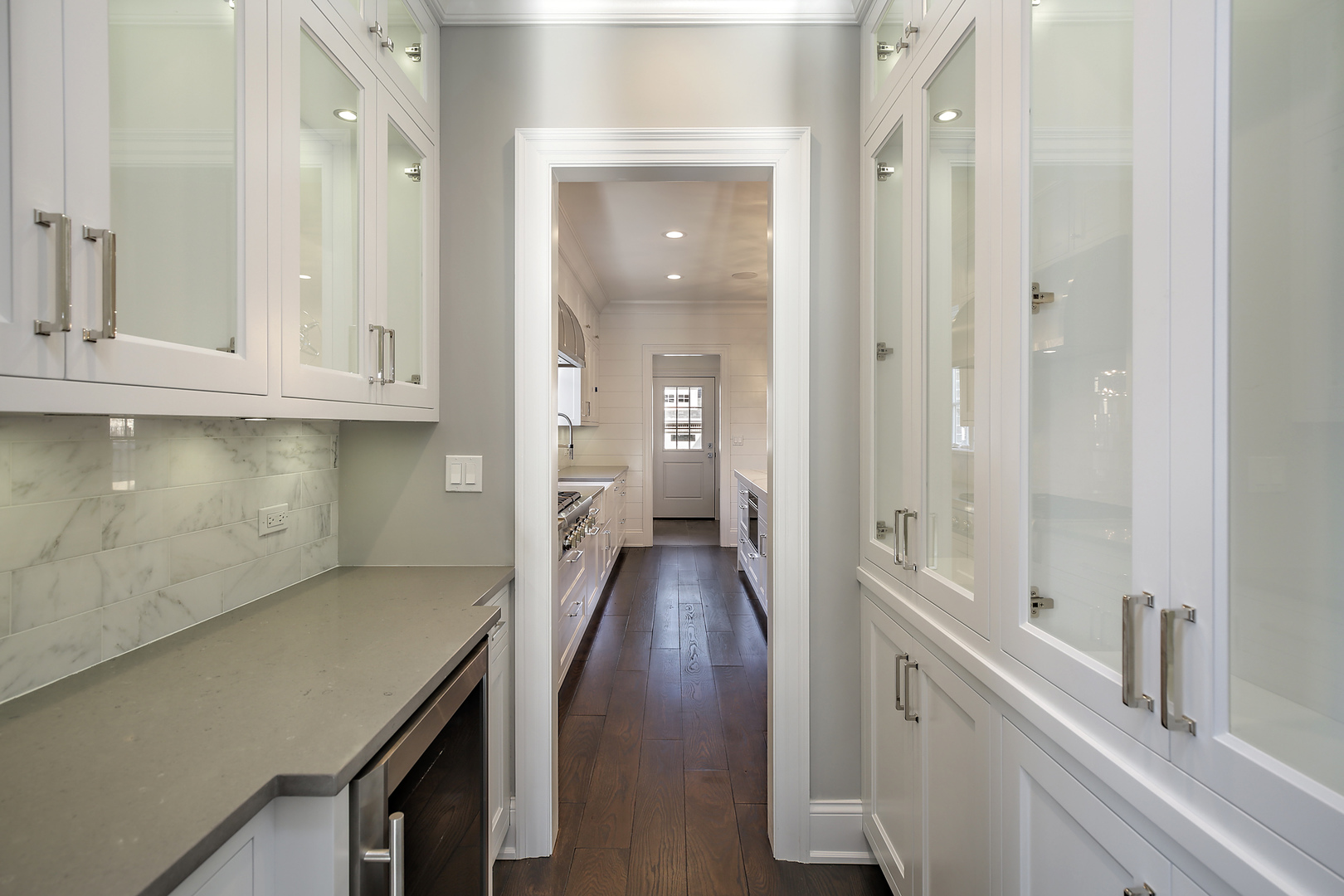 2034 Chestnut Avenue Wilmette, IL 60091 - Photo 7 of 21