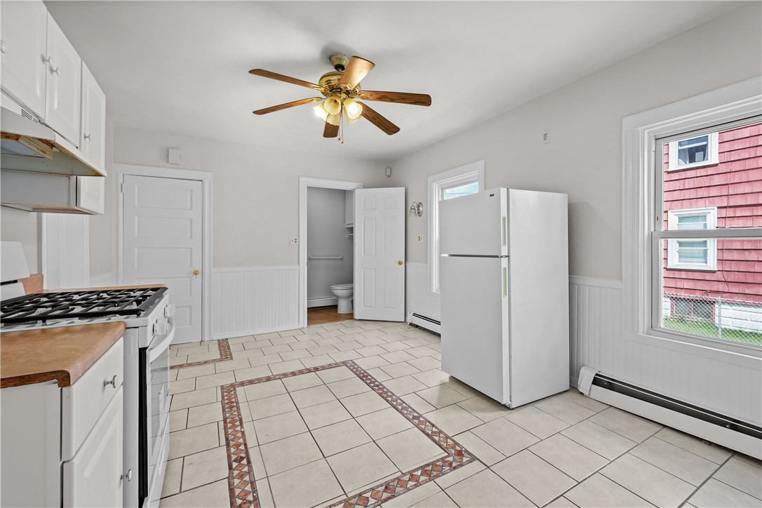 157 Chaplin Street Pawtucket, RI 02861 - Photo 5 of 29 Gallery Image 5