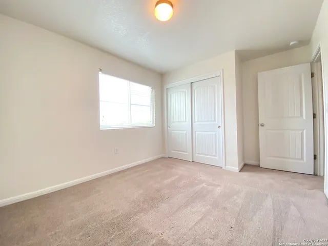 $2,000 | 10531 Legacy Cove, San Antonio, TX 78240