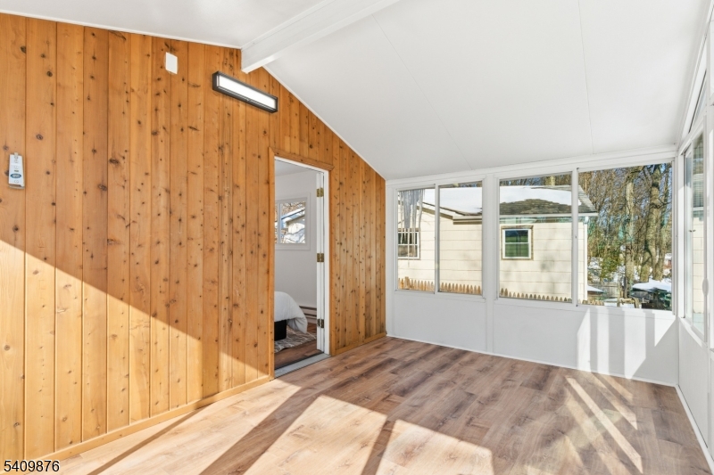 319 Tulsa Trail Hopatcong, NJ 07843 - Photo 19 of 24