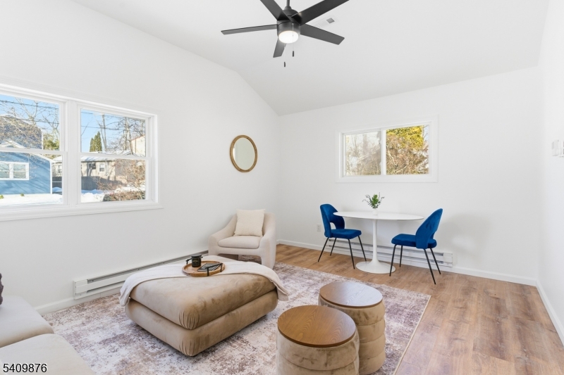 319 Tulsa Trail Hopatcong, NJ 07843 - Photo 3 of 24