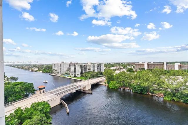 $3,900 | 1401 North Riverside Drive, Unit 1406, Pompano Beach, FL 33062