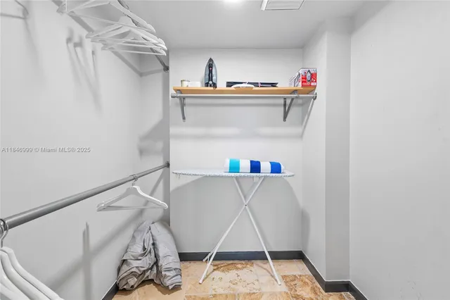 $3,900 | 1401 North Riverside Drive, Unit 1406, Pompano Beach, FL 33062