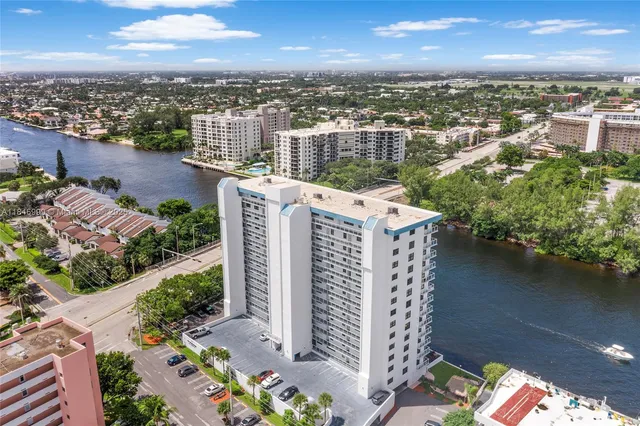 $3,900 | 1401 North Riverside Drive, Unit 1406, Pompano Beach, FL 33062