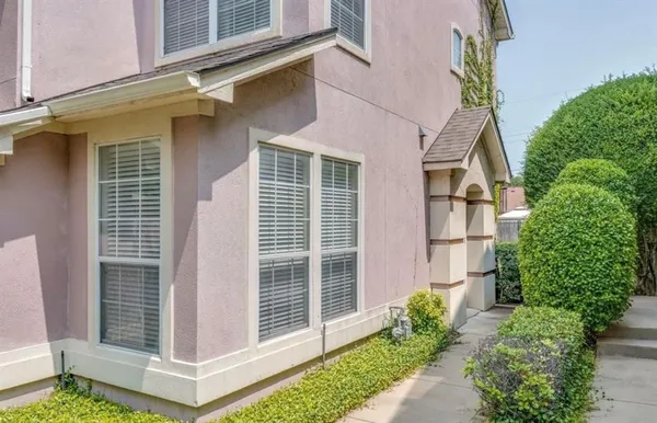 $2,400 | 615 Regency Drive, Allen, TX 75002