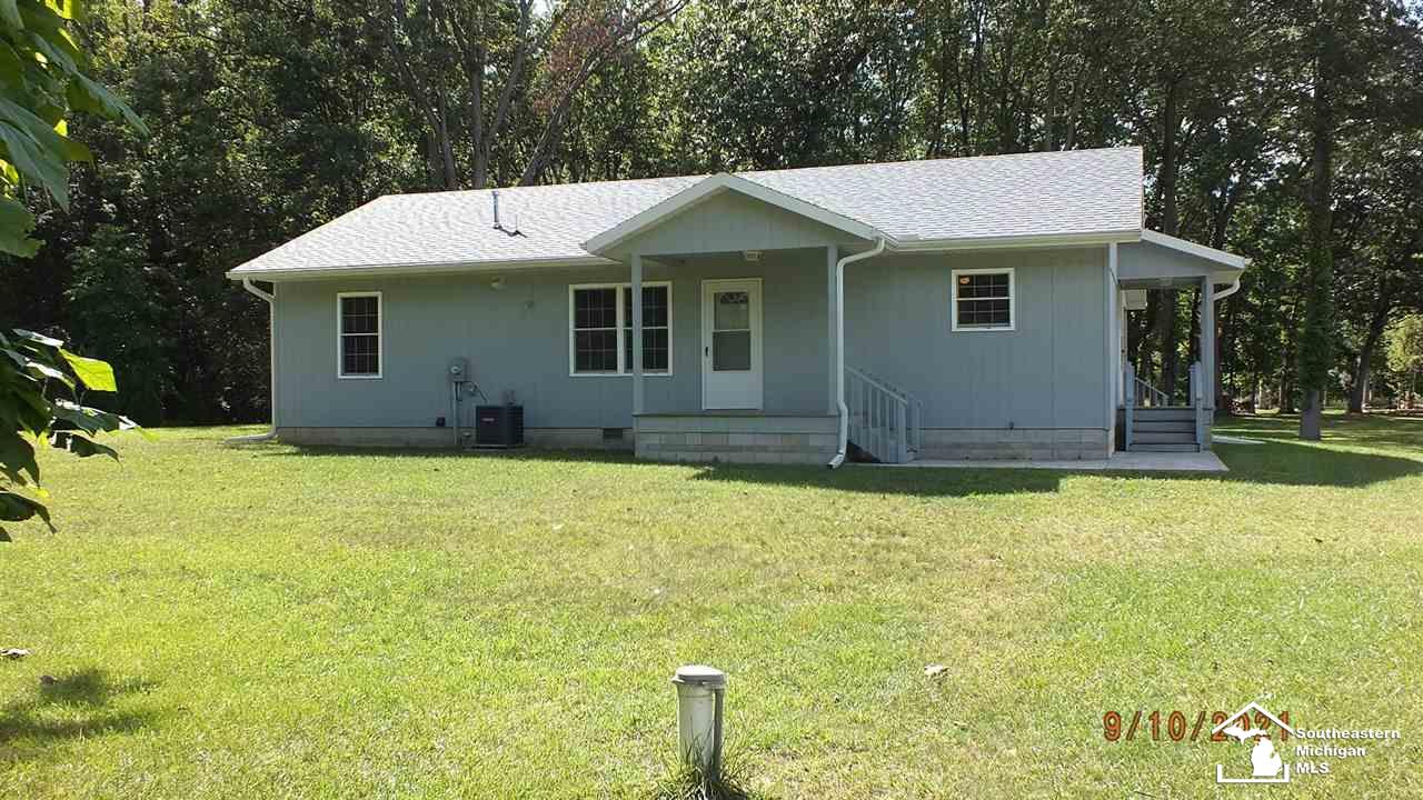 5592 Wells Road Petersburg, MI 49270 - Photo 18 of 24 50054722-17.JPG