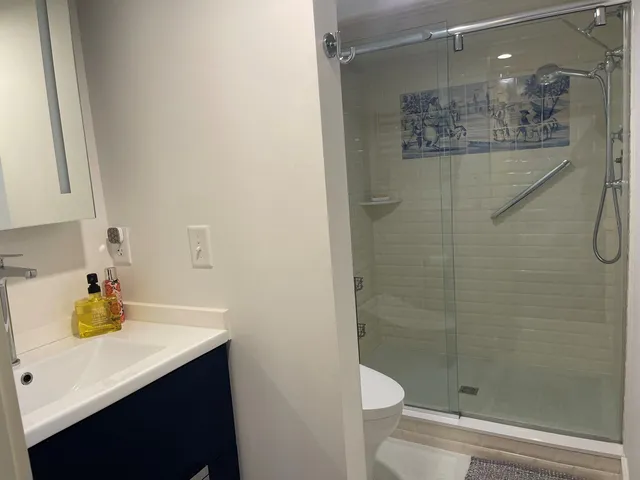 $2,350 | 2 A Summit Street, Stonington, CT 06378