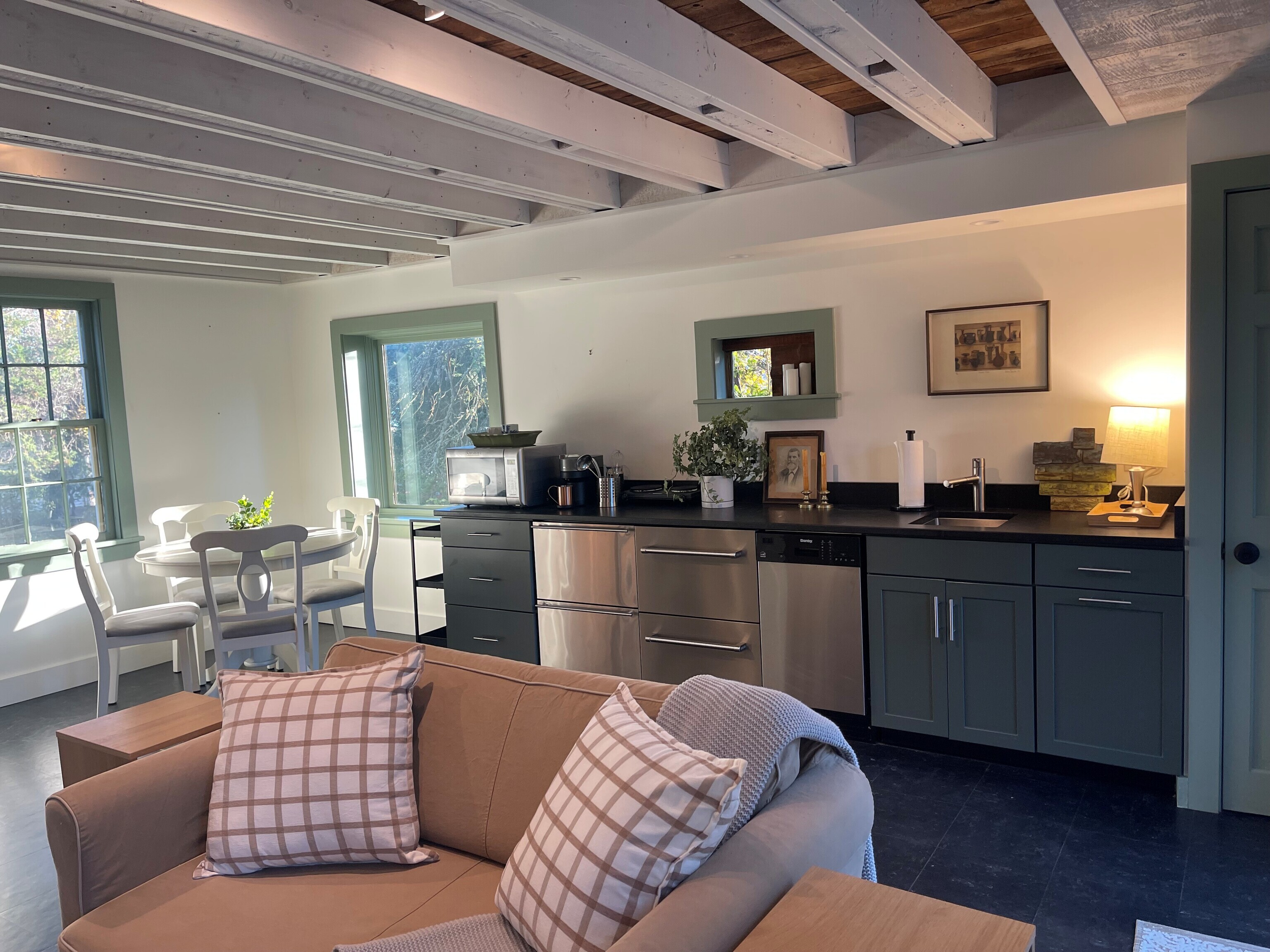 2 A Summit Street Stonington, CT 06378 - Photo 3 of 13