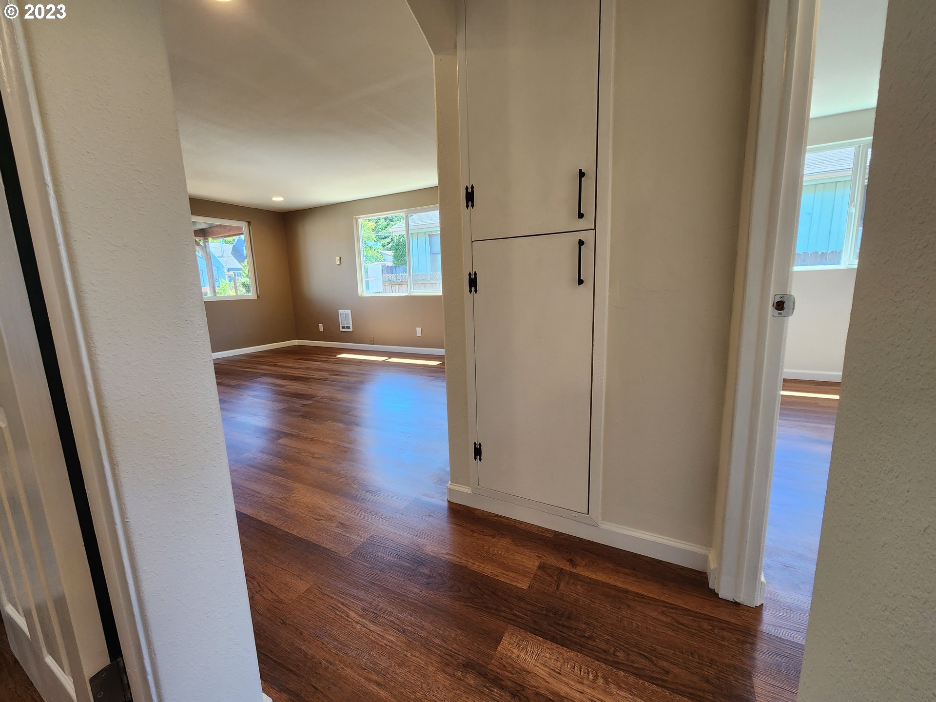 220 Border Street Myrtle Point, OR 97458 - Photo 11 of 26 Gallery Image 11