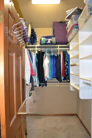 $559,900 | 8530 Woodfield Court, Franklin, WI 53132