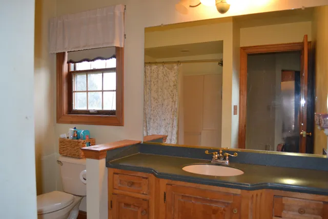 $559,900 | 8530 Woodfield Court, Franklin, WI 53132