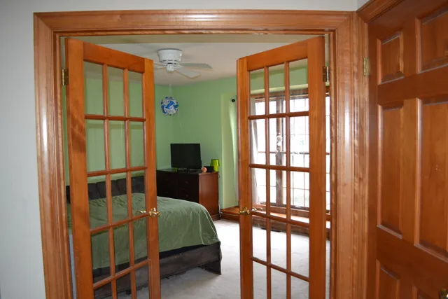 $559,900 | 8530 Woodfield Court, Franklin, WI 53132