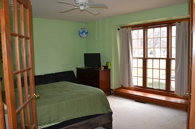 $559,900 | 8530 Woodfield Court, Franklin, WI 53132