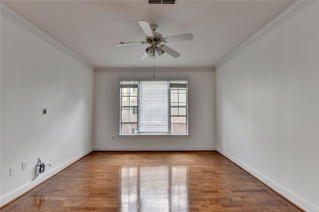 2202 Stratford Commons Decatur, GA 30033 - Photo 17 of 38 a view of an empty room with a window