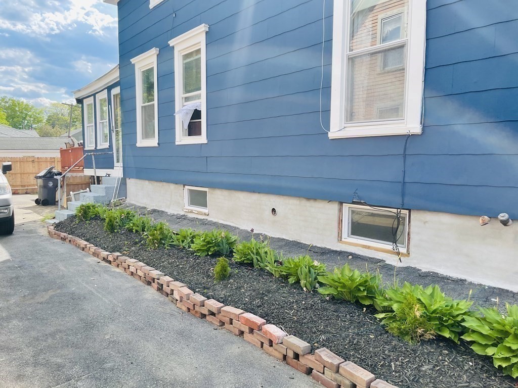 67 South Central Street Haverhill, MA 01835 - Photo 5 of 30