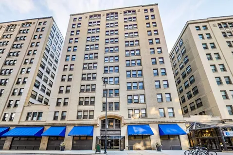 $3,200 | 740 South Federal Street, Unit 810, Chicago, IL 60605