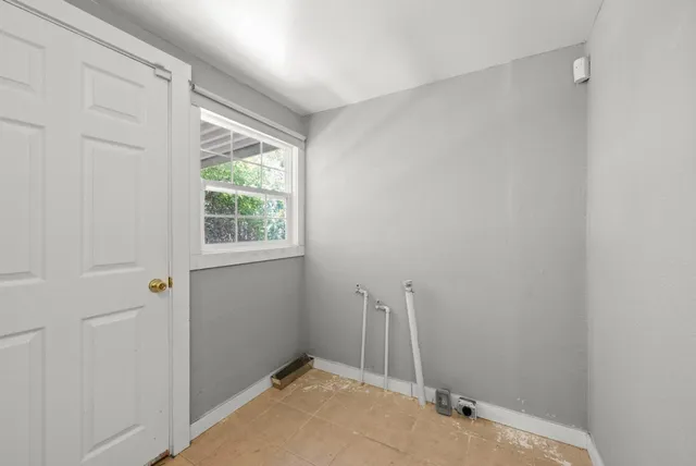 $199,000 | 6726 Lakeshore Boulevard, Lucerne, CA 95458