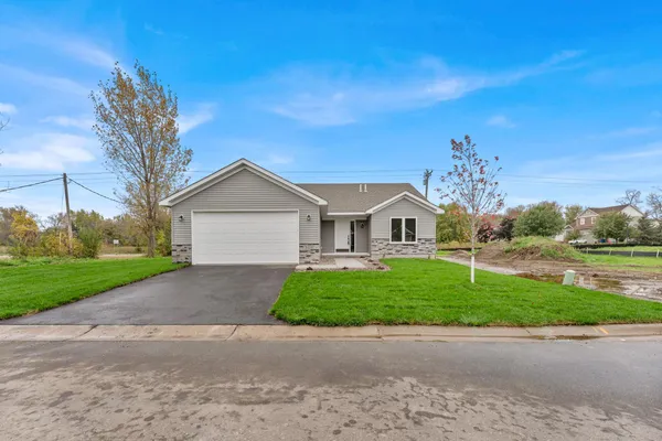 $415,000 | 6254 209th Street North, Forest Lake, MN 55025