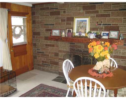 7 Lawrence Road North Providence, RI 02911 - Photo 3 of 11 Den/Family/Great Room.