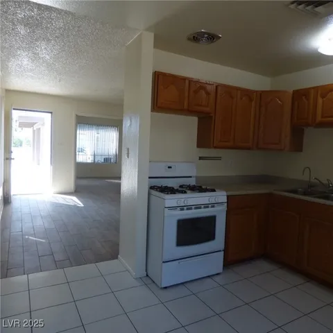 $1,650 | 7066 Forest Vista Street, Las Vegas, NV 89147