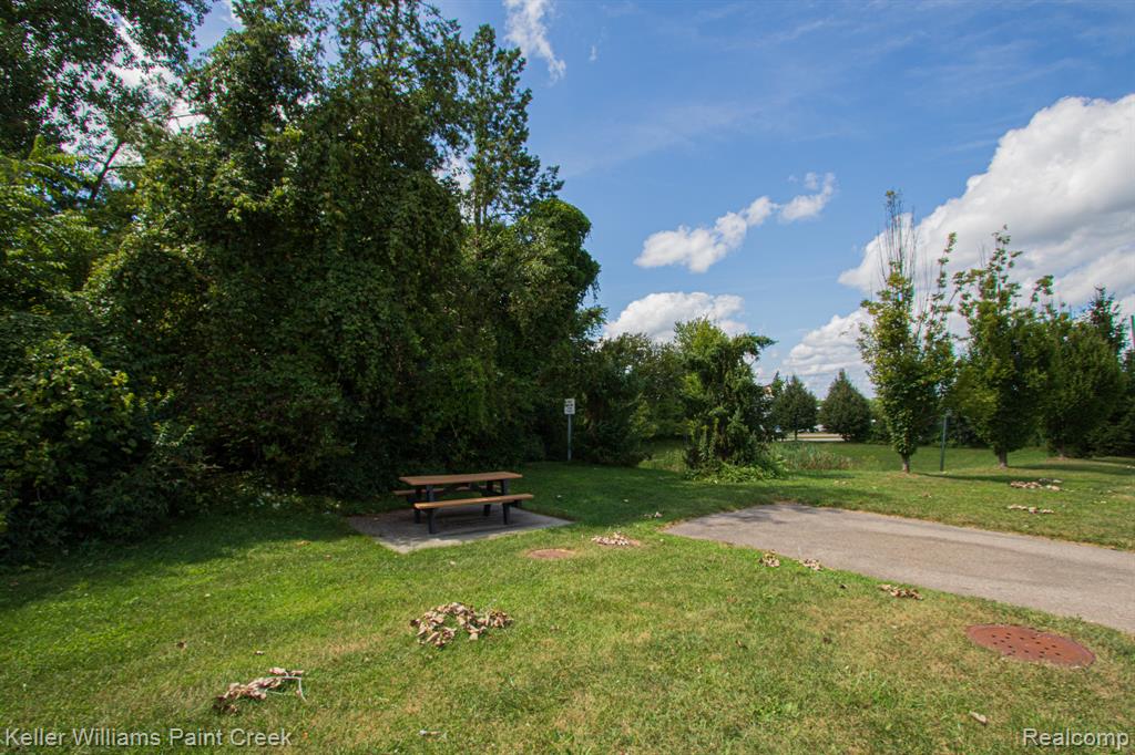 2009 Logan Drive Rochester Hills, MI 48309 - Photo 47 of 53