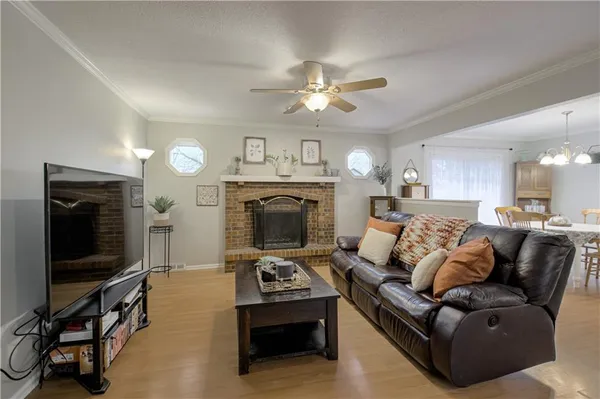 $265,000 | 4916 South Shrank Drive, Independence, MO 64055