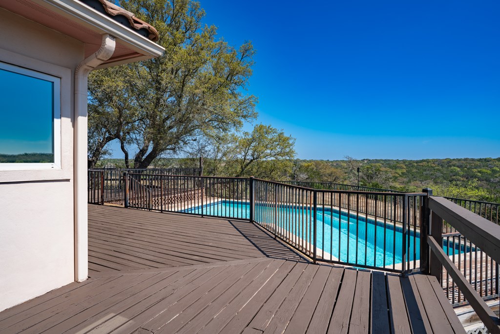 305 Teague Road Kerrville, TX 78028 - Photo 38 of 46