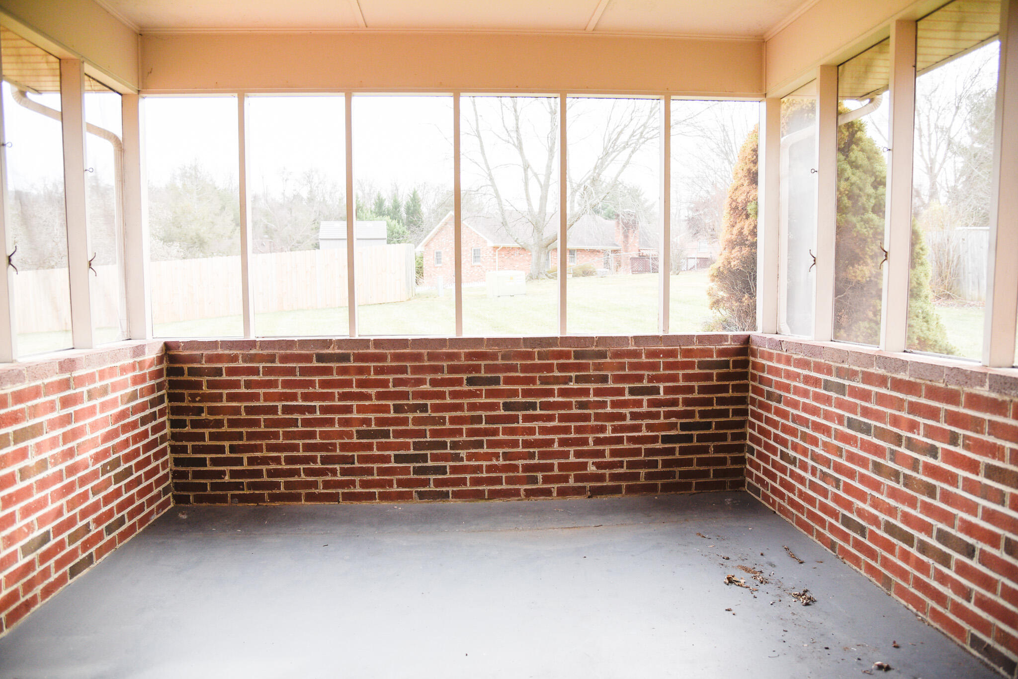 4730 Huntridge Road Roanoke, VA 24012 - Photo 21 of 26 Screened-In Porch