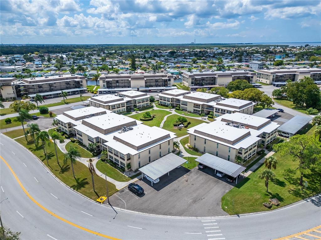 4600 Marine Parkway, Unit 104 New Port Richey, FL 34652 - Photo 50 of 69 a picture of a table and chairs