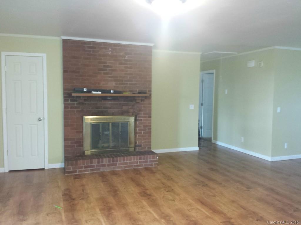3019 Samarcand Road Eagle Springs, NC 27242 - Photo 2 of 6