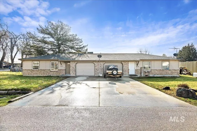 $425,000 | 103 West Oak Street, Caldwell, ID 83605