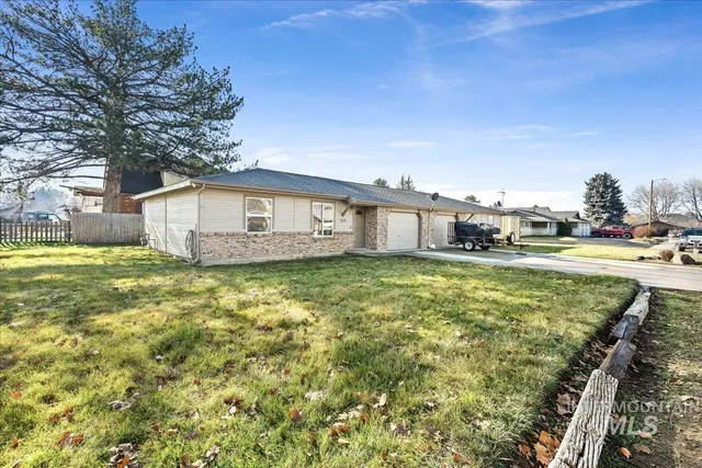 $425,000 | 103 West Oak Street, Caldwell, ID 83605