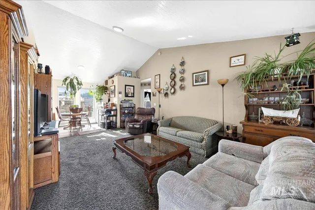 $425,000 | 103 West Oak Street, Caldwell, ID 83605