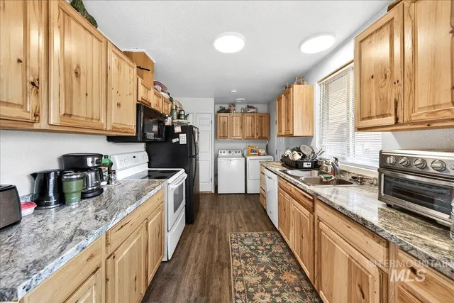 $425,000 | 103 West Oak Street, Caldwell, ID 83605