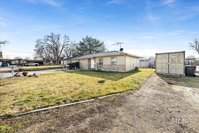 $425,000 | 103 West Oak Street, Caldwell, ID 83605